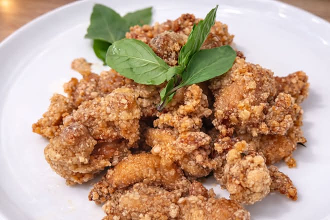 鹽酥雞 / Popcorn Chicken